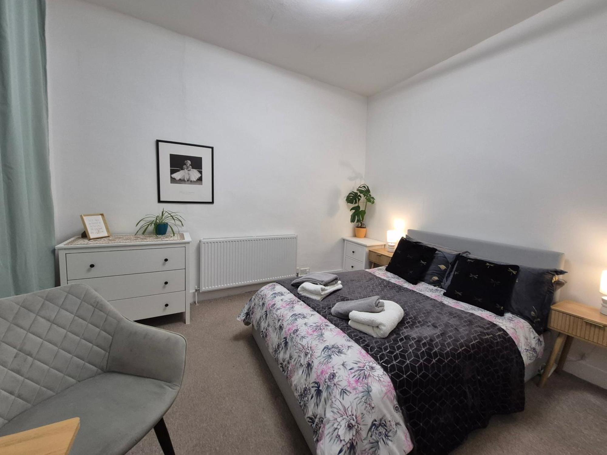 شقة Stylish And Bright Flat In London N8 Turnpike Lane - Piccadilly Line المظهر الخارجي الصورة