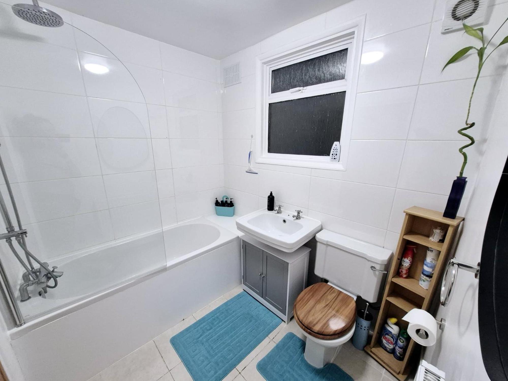 شقة Stylish And Bright Flat In London N8 Turnpike Lane - Piccadilly Line المظهر الخارجي الصورة